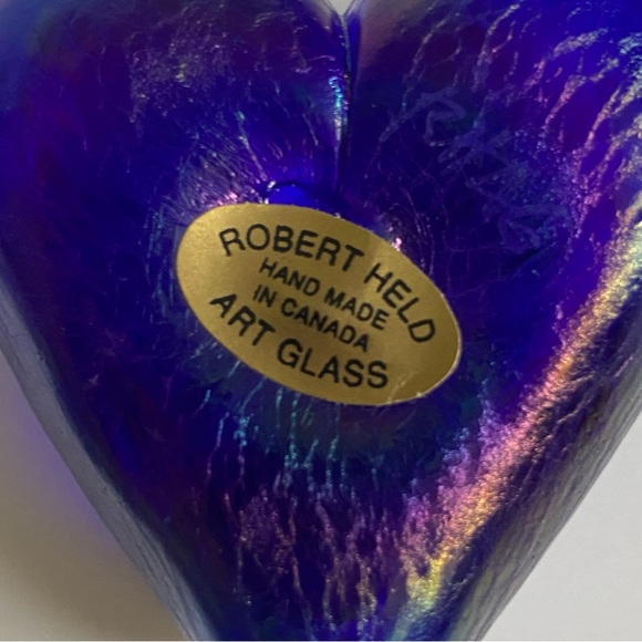 Robert Held Art Glass Heart Iridescent Paperweight 2.5” Blue Mint condition EUC - Picture 12 of 12